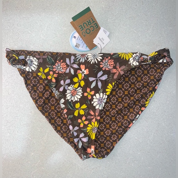 Volcom Other - Volcom NWT size large reversible bikini bottoms